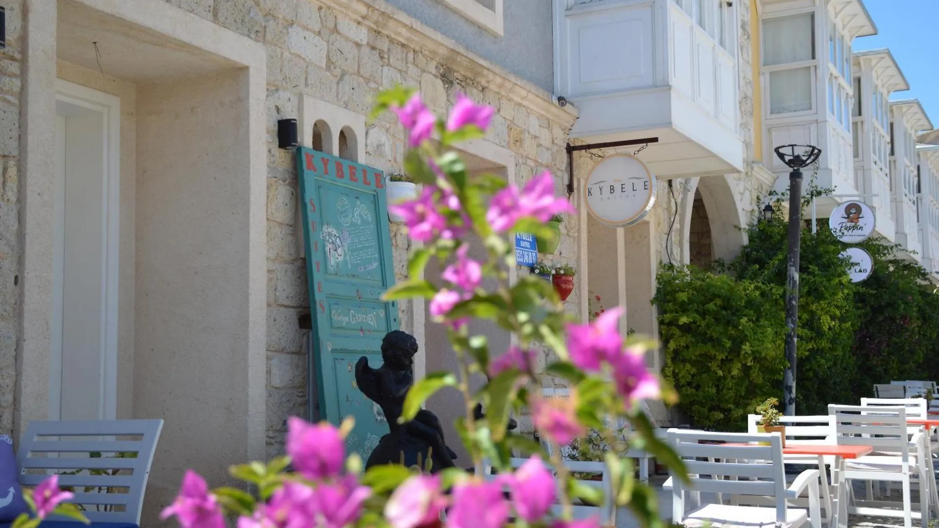 Kybele Suites Alacati Hotel