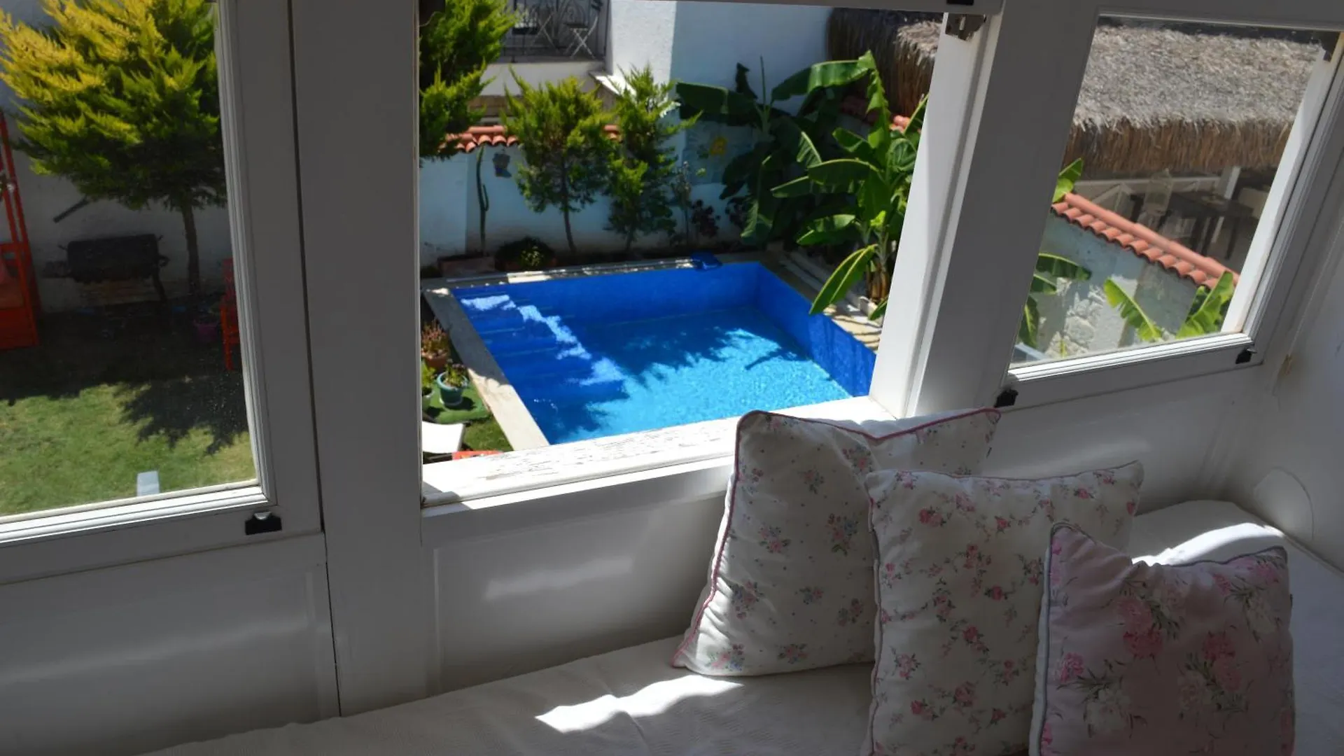 Kybele Suites Alacati Hotel